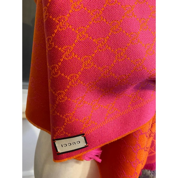 SOLD Gucci Wool Silk Jacquard GG Monogram Stenix logo Scarf Orange Pink NWT - Picture 4 of 5